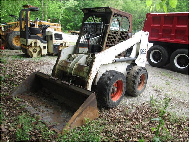 1999 BOBCAT 863 Photo
