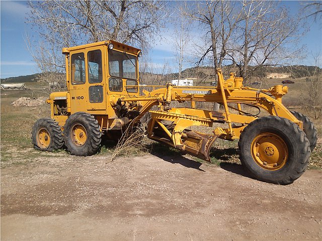 ALLIS CHALMERS M100 Photo