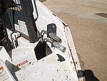 1999 BOBCAT 773 Photo #10