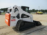 2006 BOBCAT T300 Photo #2