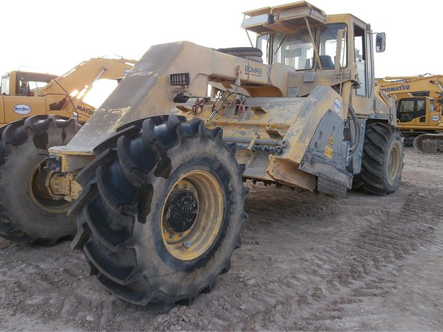 2011 BOMAG MPH122-2 Photo