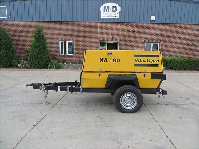1989 ATLAS XA90 Photo