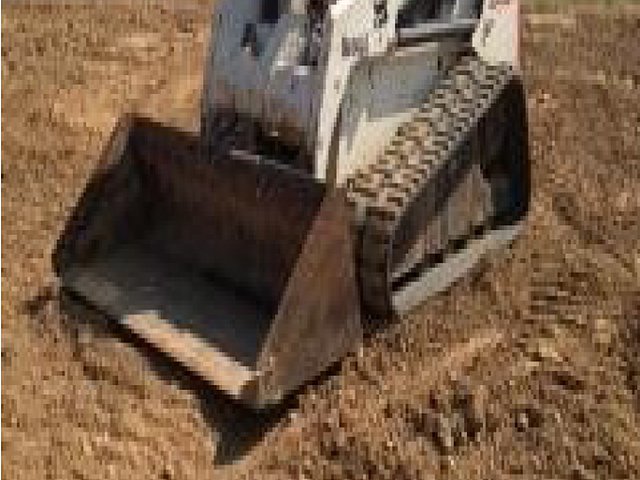 01 BOBCAT 864G