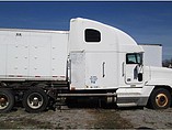 2001 FREIGHTLINER FLD12064ST Photo #13
