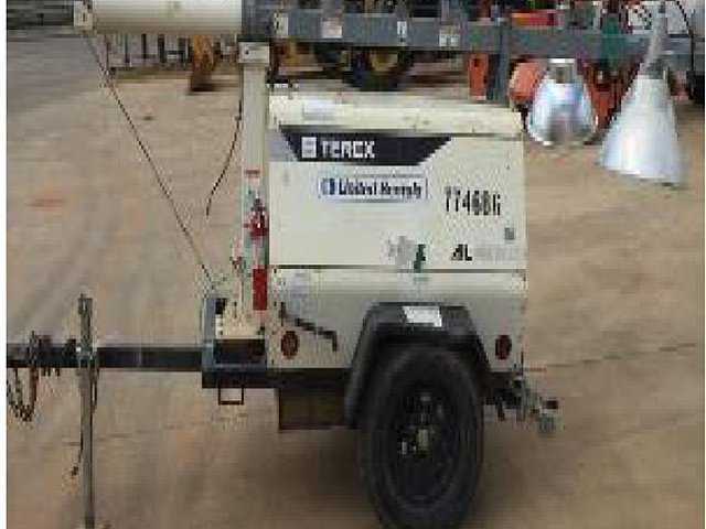 2008 AMIDA AL4060D4MH Photo