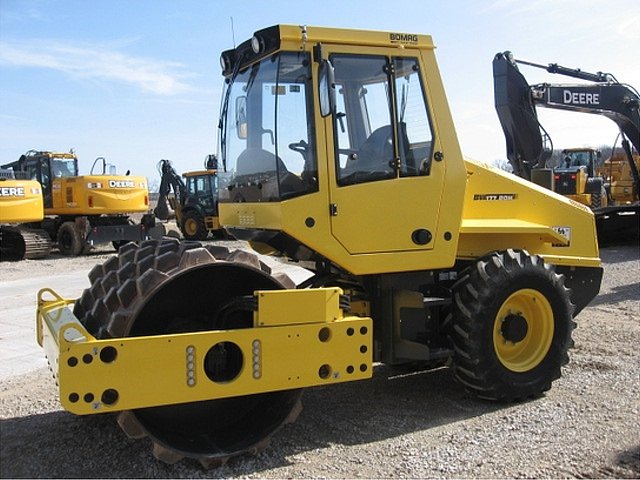 2013 BOMAG BW177PDH Photo