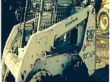 2010 BOBCAT S160 Photo #5