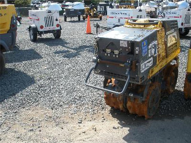 2010 BOMAG BMP851 Photo