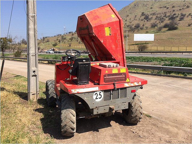 2003 AUSA 300RHG 4X4 Photo