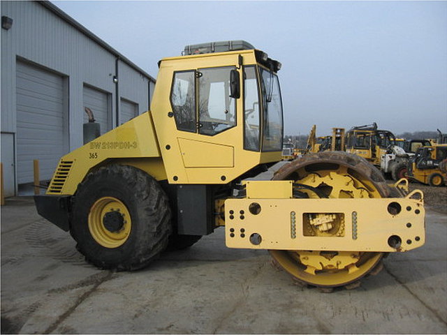 2006 BOMAG BW213PDH-3 Photo