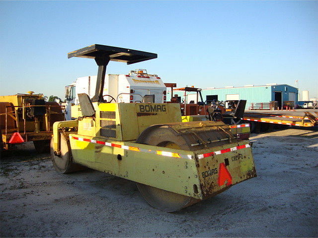 2002 BOMAG BW9AS Photo