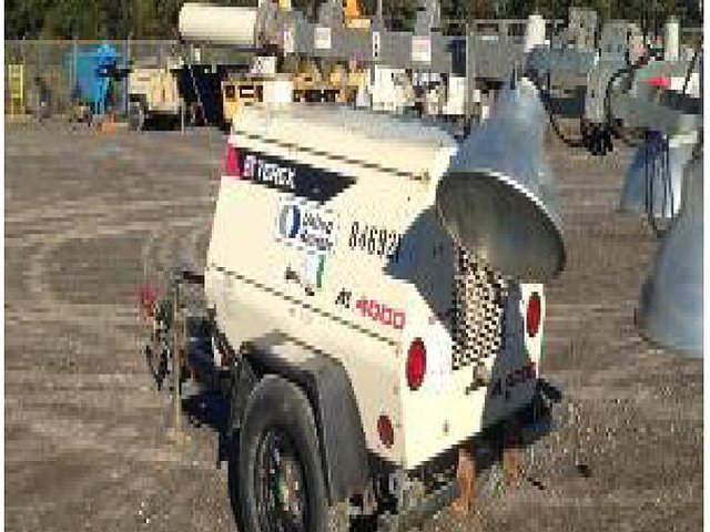 2011 AMIDA AL4000 Photo