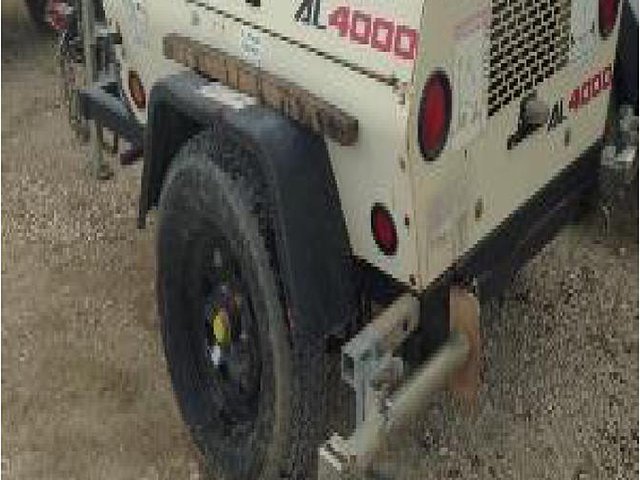 2011 AMIDA AL4000 Photo