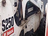 2009 BOBCAT S250 Photo #5