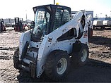 2010 BOBCAT S300 Photo #2