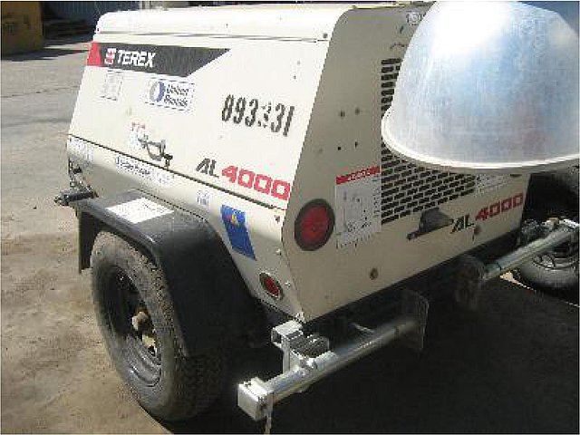 2011 AMIDA AL4000 Photo