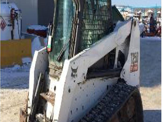 08 BOBCAT T250