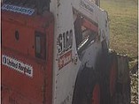 2010 BOBCAT S160 Photo #5
