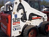 2009 BOBCAT S250 Photo #2