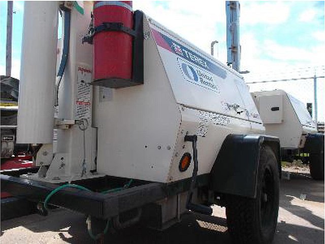 2011 AMIDA AL4000 Photo