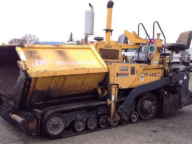 2001 BLAW KNOX PF4410 Photo