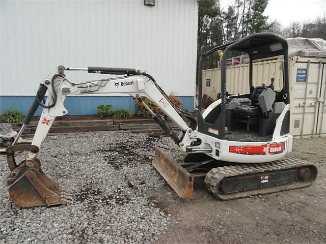 2008 BOBCAT 425 Photo