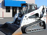 06 BOBCAT T300
