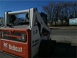 2011 BOBCAT T750 Photo #2