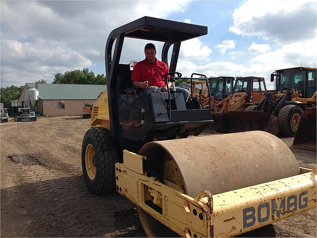 2006 BOMAG BW177DH Photo