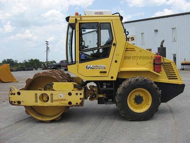 2007 BOMAG BW177PDH Photo