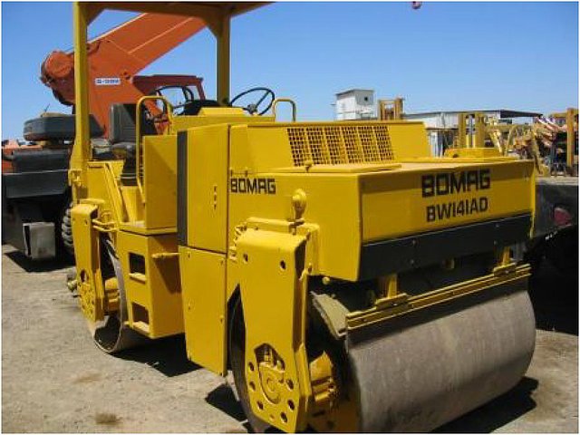 1986 BOMAG BW141AD Photo