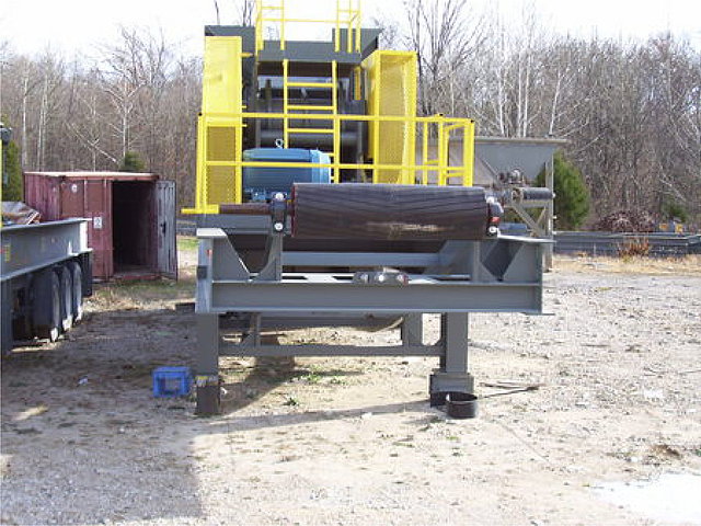 2012 AMI PE3242 Photo