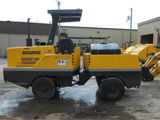 1997 BOMAG BW11RH Photo