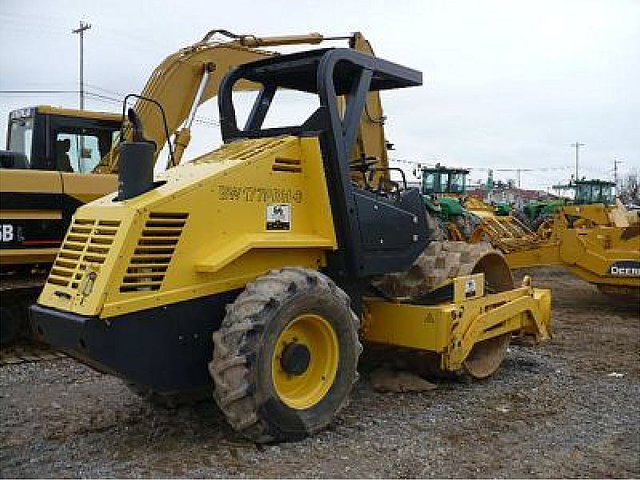 2007 BOMAG BW177PDH Photo