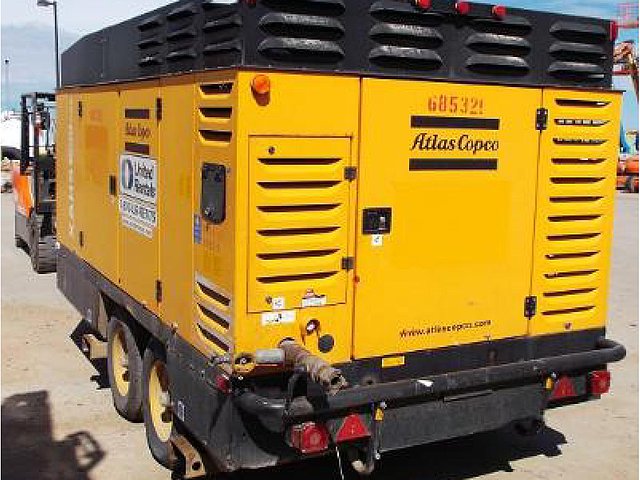 2007 ATLAS COPCO XAHS 900CD Photo