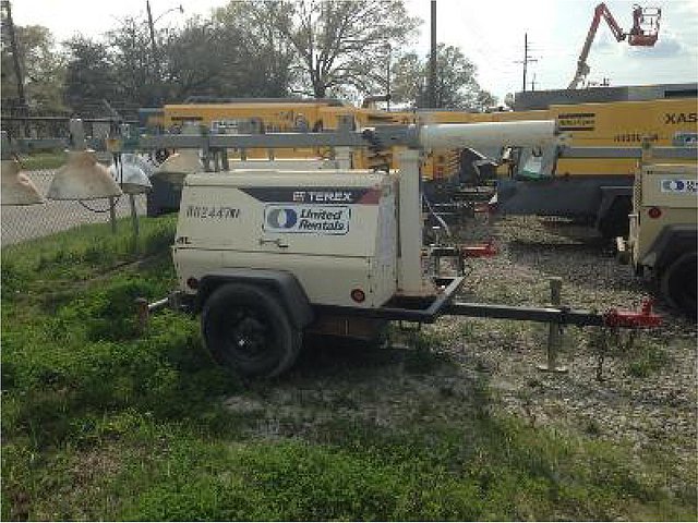 2010 AMIDA AL4000 Photo