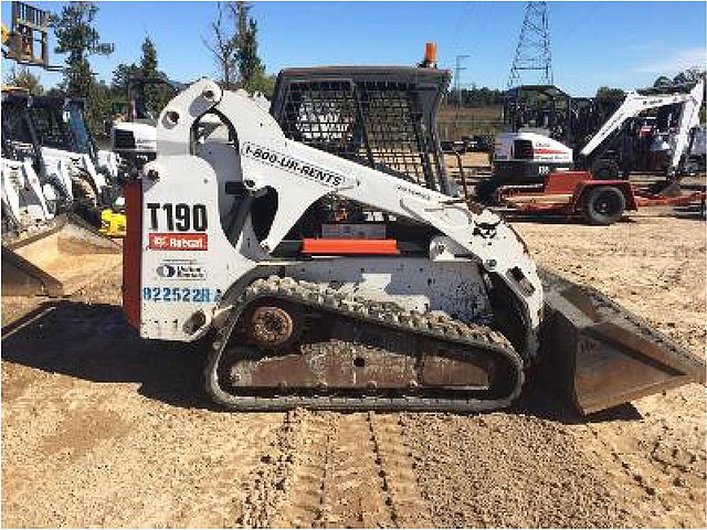 2010 BOBCAT T190 Photo