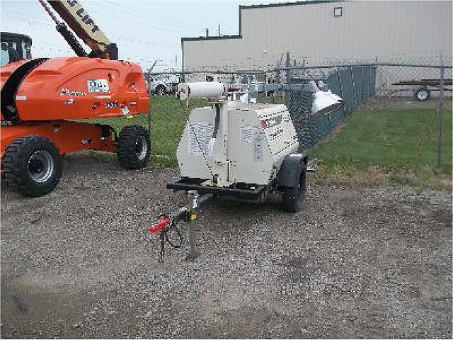 2011 AMIDA AL4000 Photo