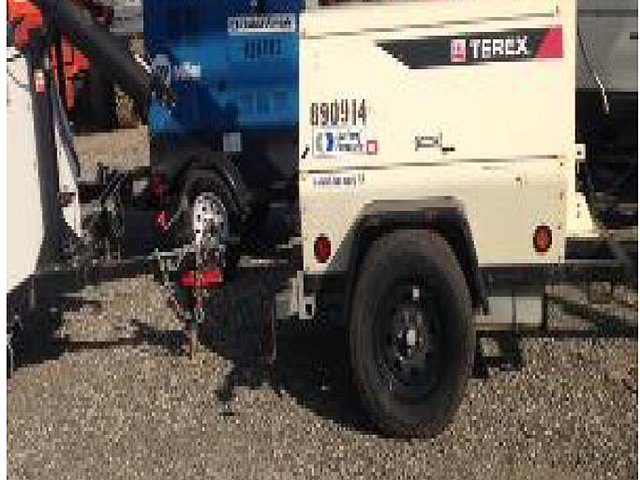 2011 AMIDA AL4000 Photo