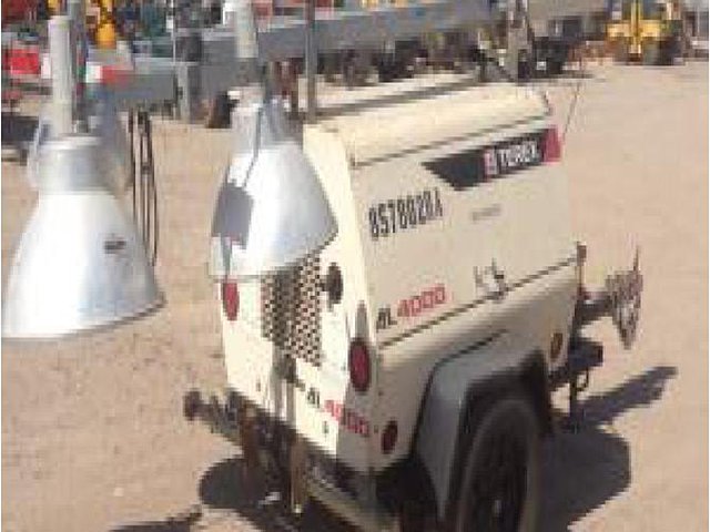 2011 AMIDA AL4000 Photo