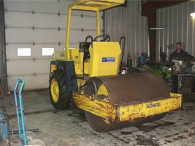 1988 BOMAG BW142D Photo