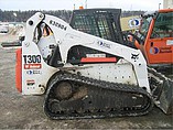 10 BOBCAT T300
