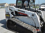 2009 BOBCAT T250 Photo #2