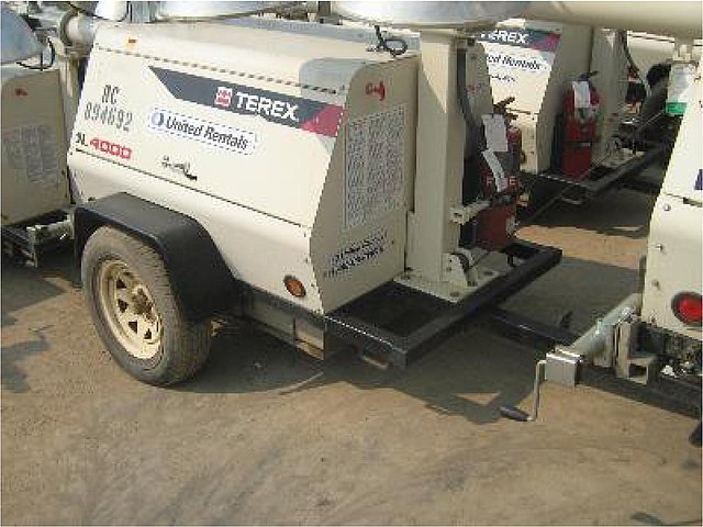 2011 AMIDA AL4000 Photo