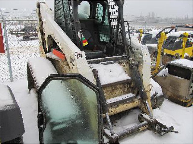 10 BOBCAT T300