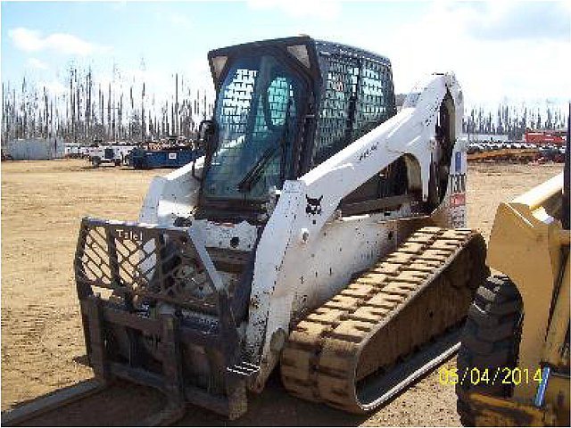 2010 BOBCAT T300 Photo