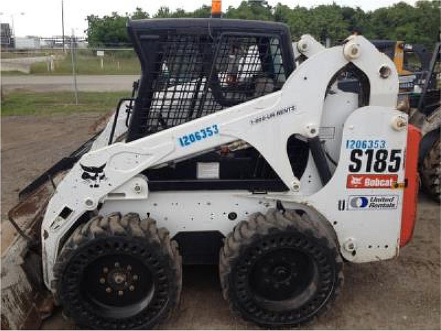 11 BOBCAT S185