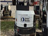 2010 BOBCAT E32 Photo #4