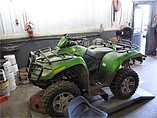 2011 ARCTIC CAT 700 Photo #2