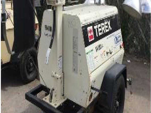 2012 AMIDA AL4000 Photo